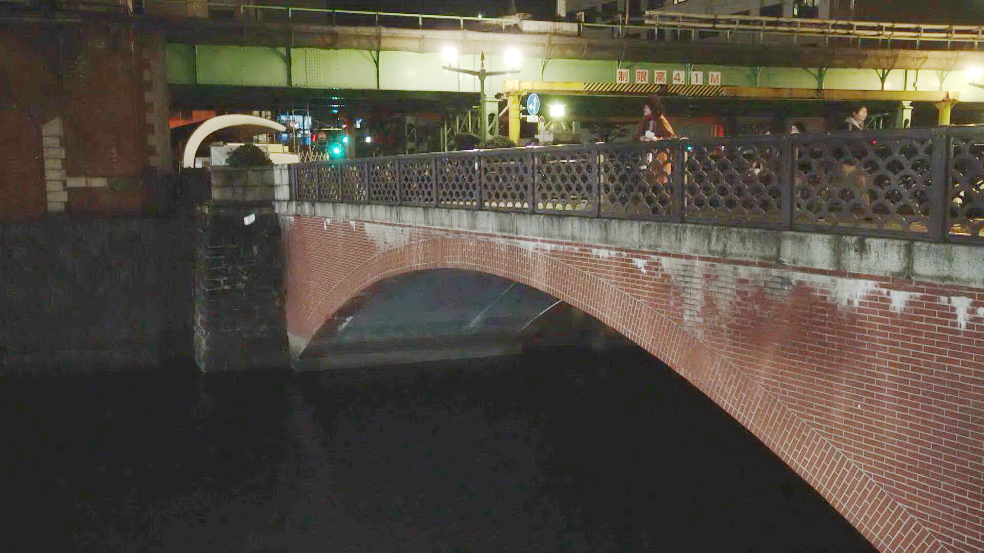 画展门票落水