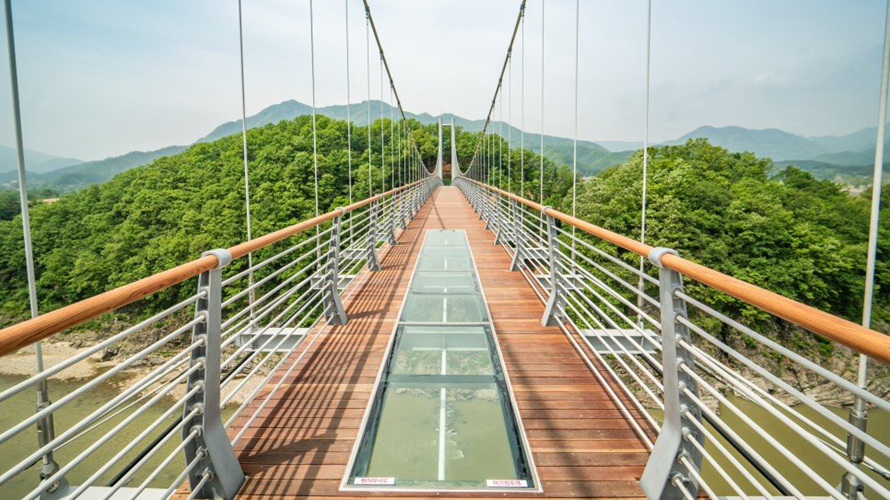 汉滩江天桥