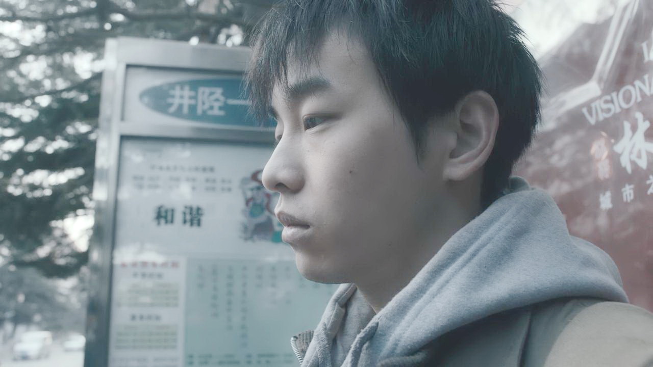 韦布上公交车