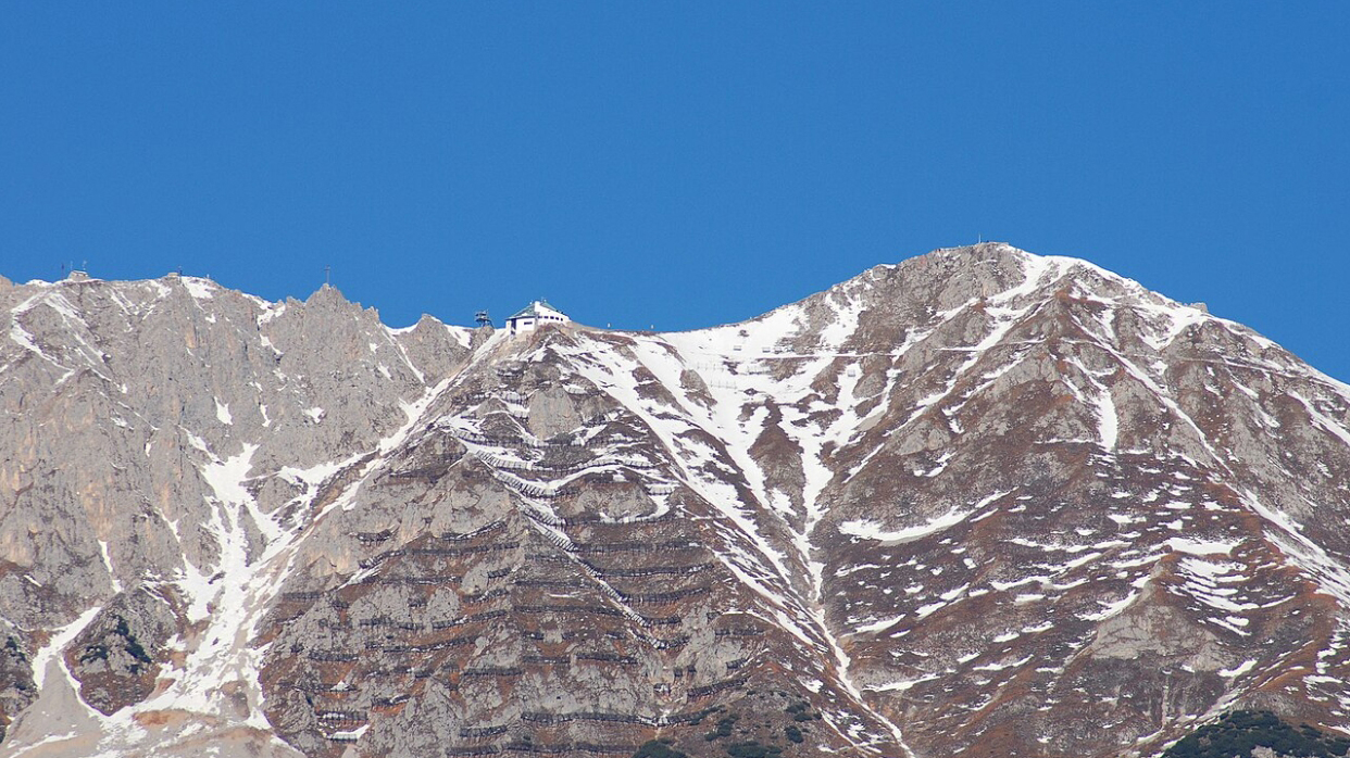哈弗莱卡斯峰