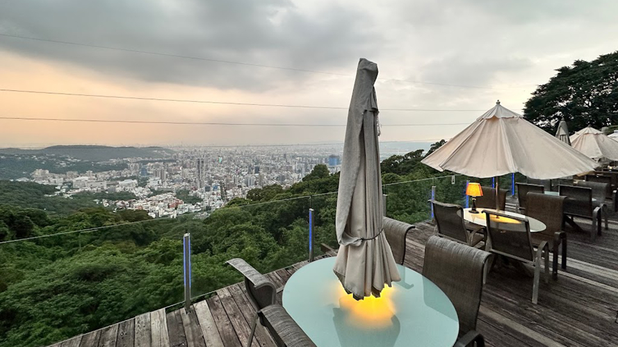甜橙风味三五休闲景观餐厅
