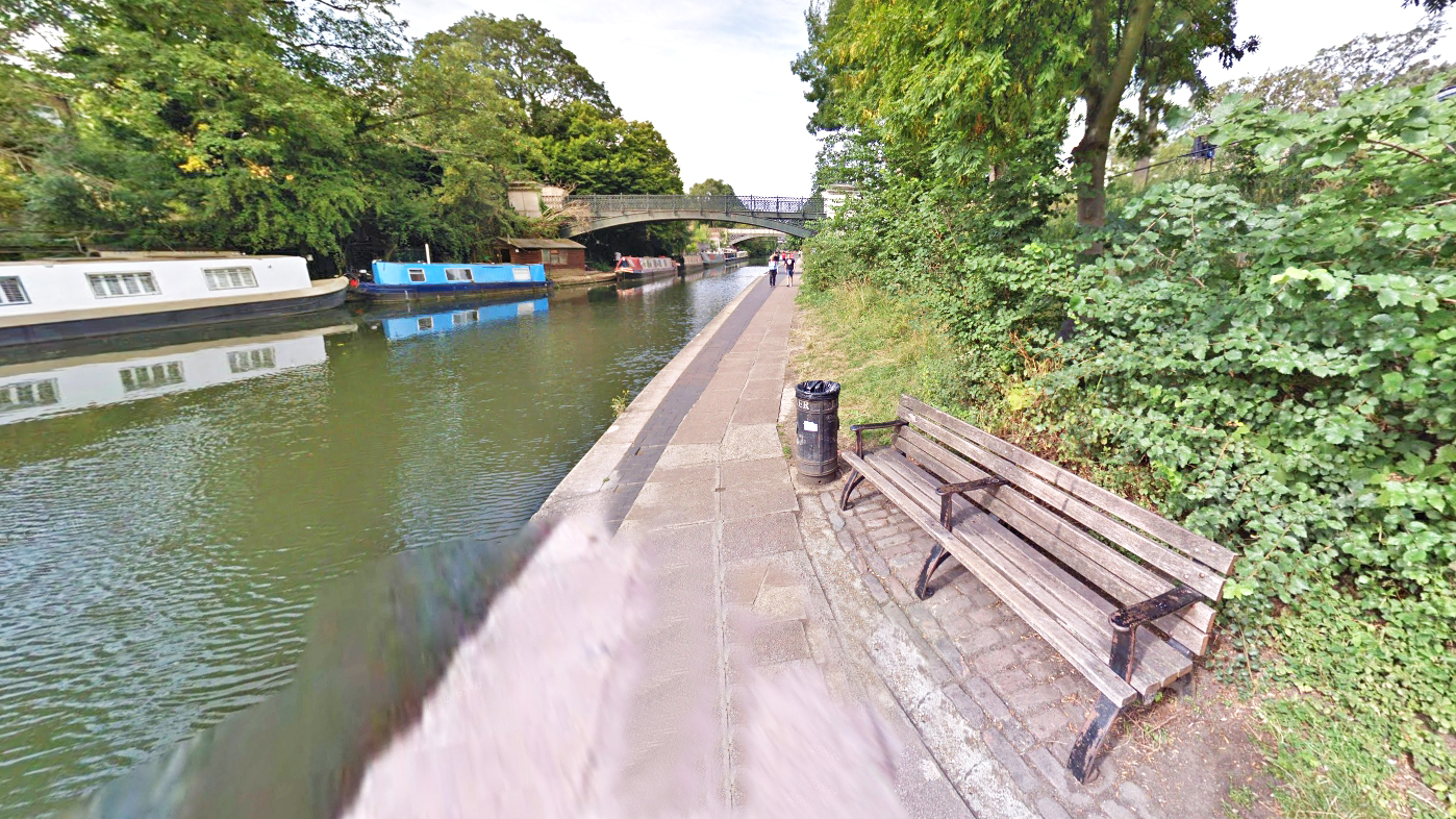 摄政公园运河长椅