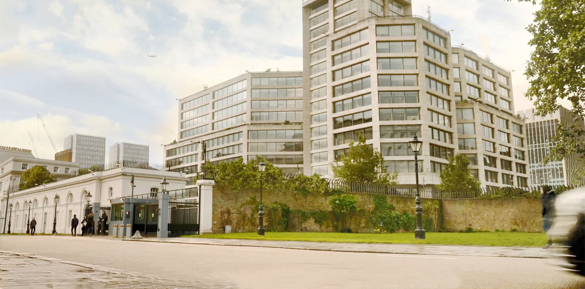 MI5总部大门