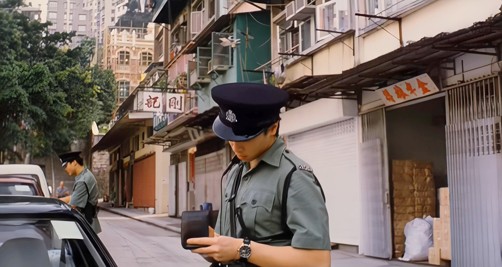 警察开罚单