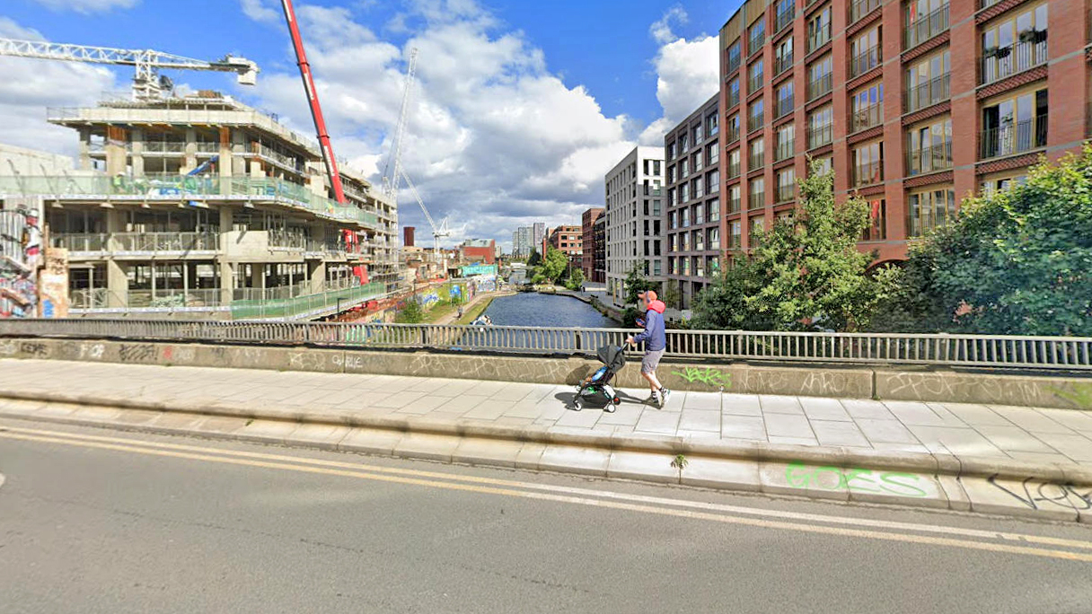 万斯贝克路桥