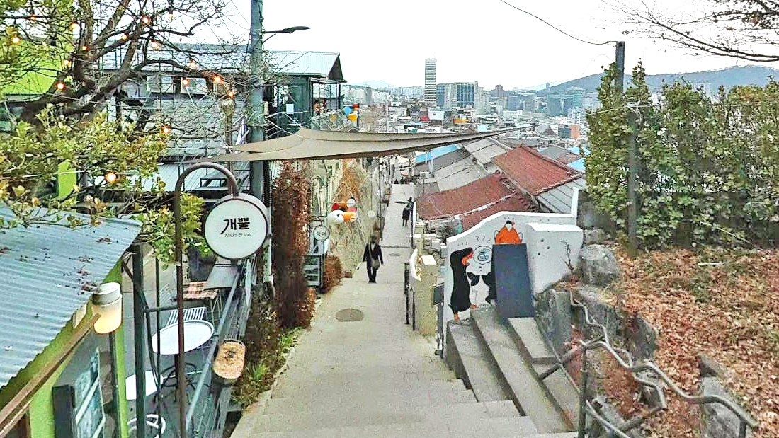 骆山城郭西1街
