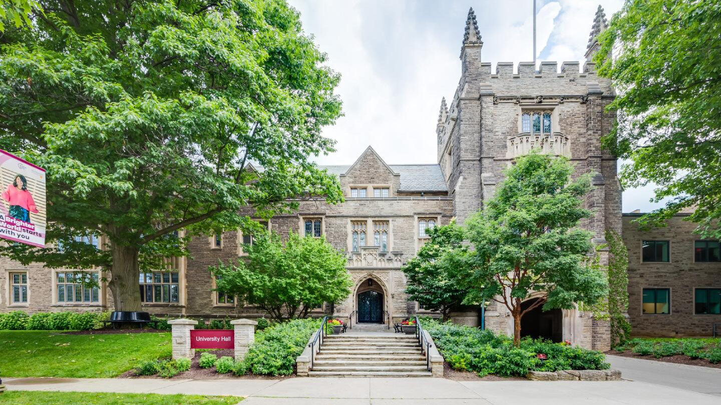 麦克马斯特大学