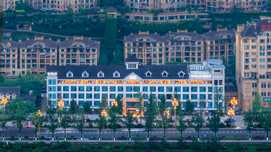 重庆南滨路W PLUS江景酒店