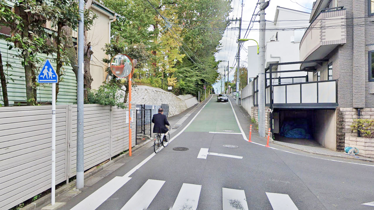 成城学园坡道