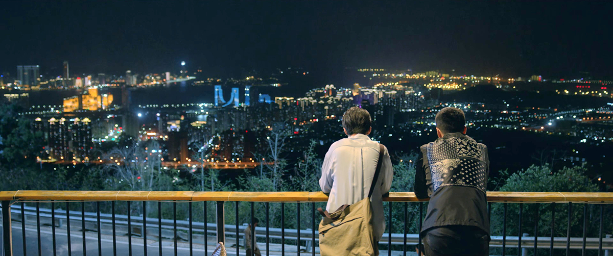 沈翊杜城赏夜景