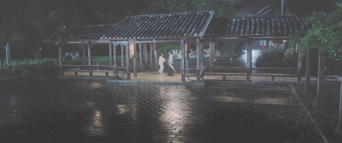 冯晓雯半夜唱戏