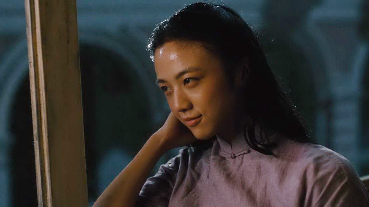 雨中电车