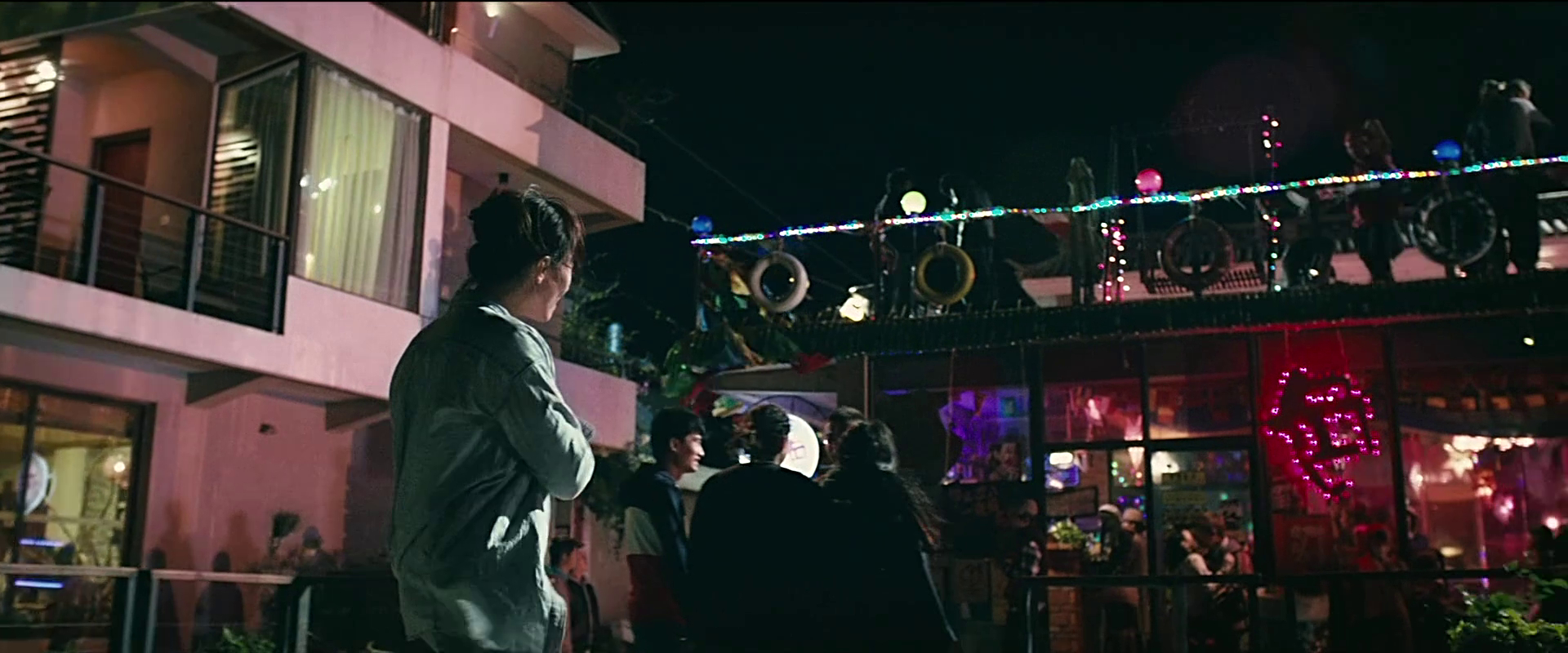 夜色酒吧