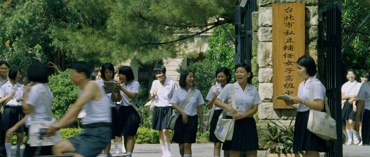 志龙女友小惠的高中